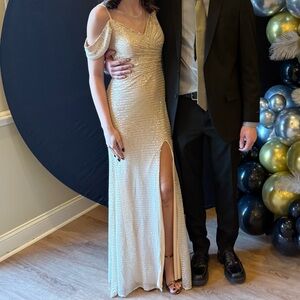 Stunning Gold Off-Shoulder Prom Dress
